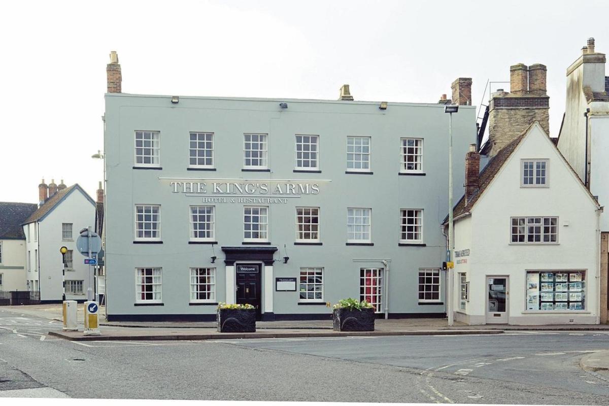 Kings Arms Hotel 比斯特 外观 照片